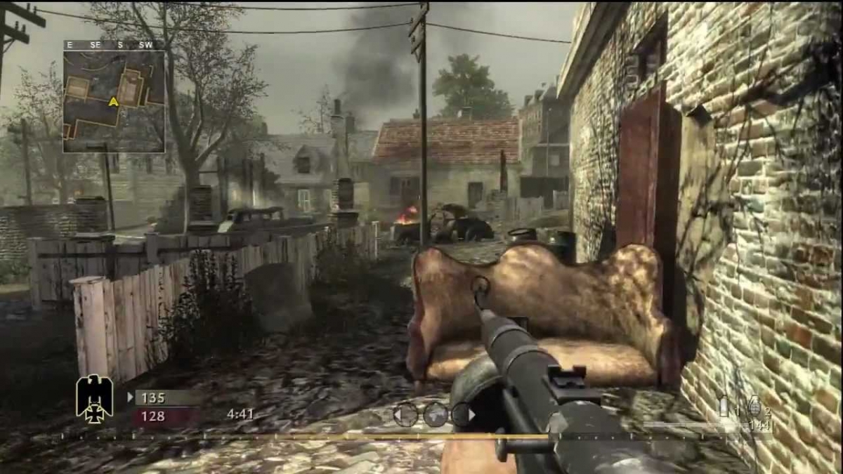Beschrijvend Nuchter Tarief Call of Duty World at War Xbox 360 | Buy or Rent CD at Best Price